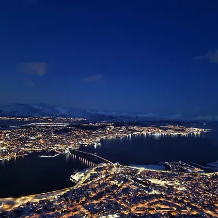 The Seaview - Harbour! ترومسو